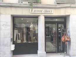 Dépôt-vente Seconde Chance à Toulon, donne une seconde vie aux habits !